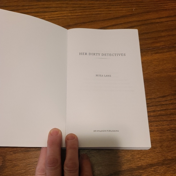 HER Dirty Detectives paperback book Mika Lane - Picture 4 of 4